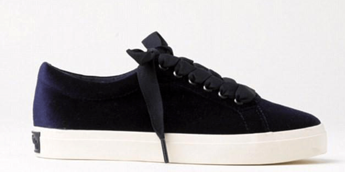 Are You Tying Your Shoes Incorrectly?